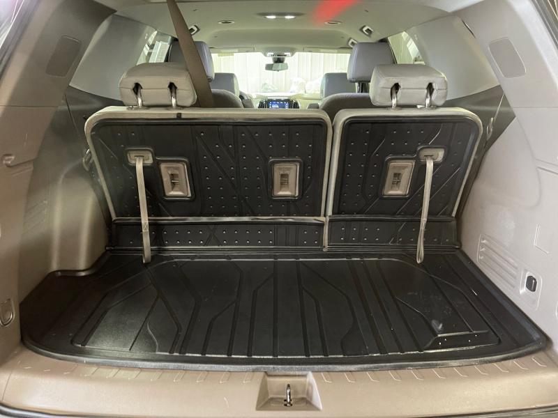 used 2021 Chevrolet Traverse car, priced at $24,051
