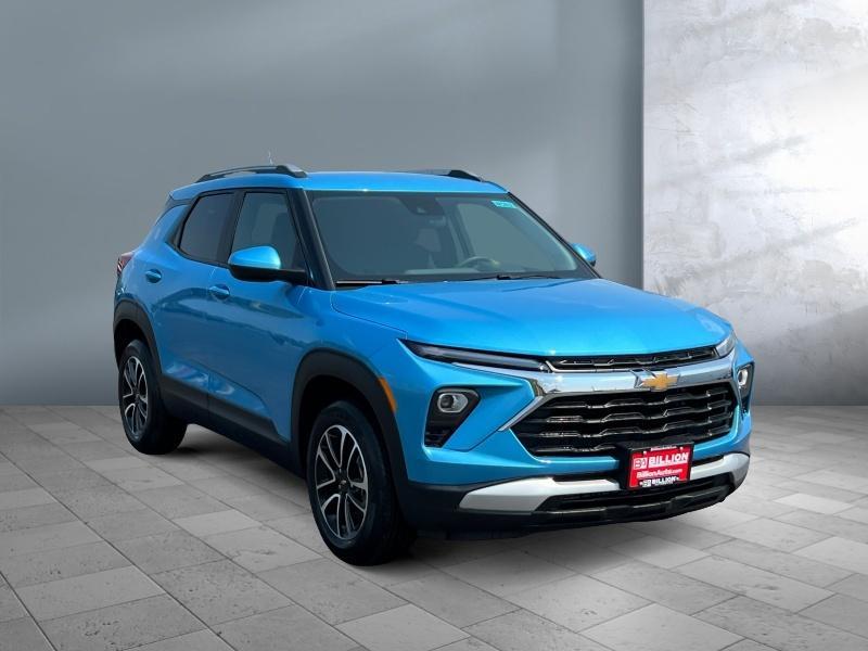 new 2025 Chevrolet TrailBlazer car, priced at $27,889