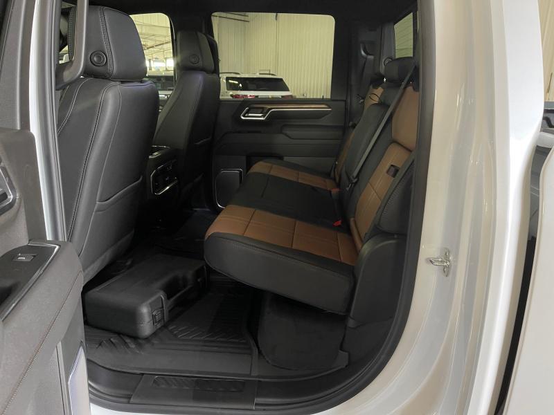 new 2025 Chevrolet Silverado 3500 car, priced at $91,240