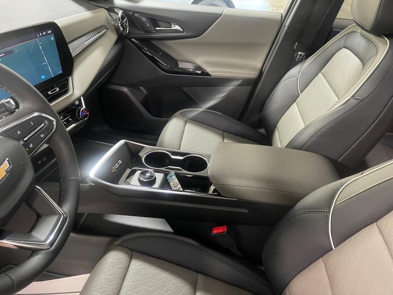 new 2026 Chevrolet Equinox car, priced at $34,540