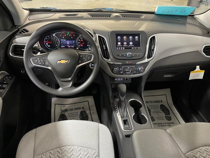 new 2024 Chevrolet Equinox car, priced at $30,319