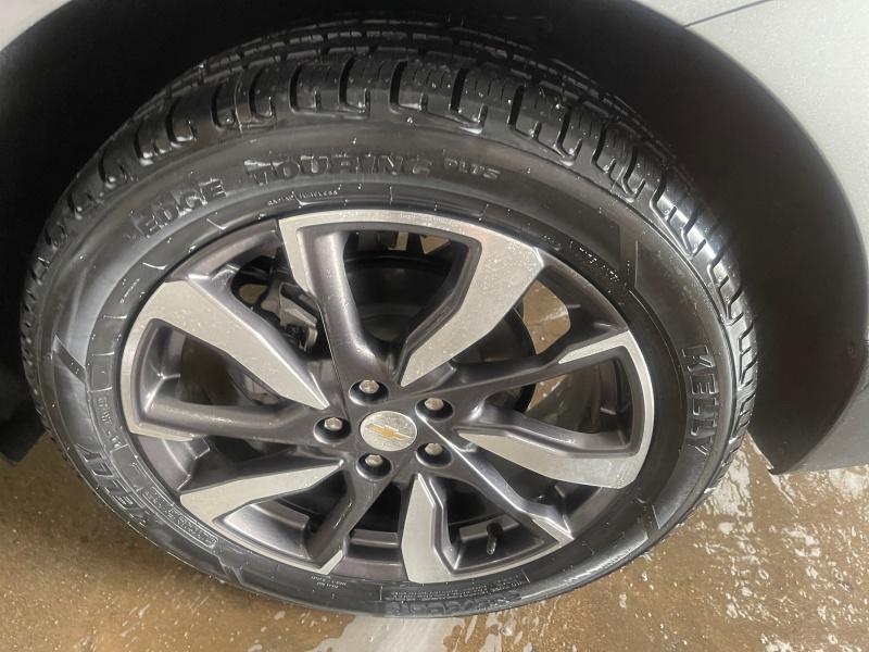 used 2023 Chevrolet Equinox car, priced at $28,995