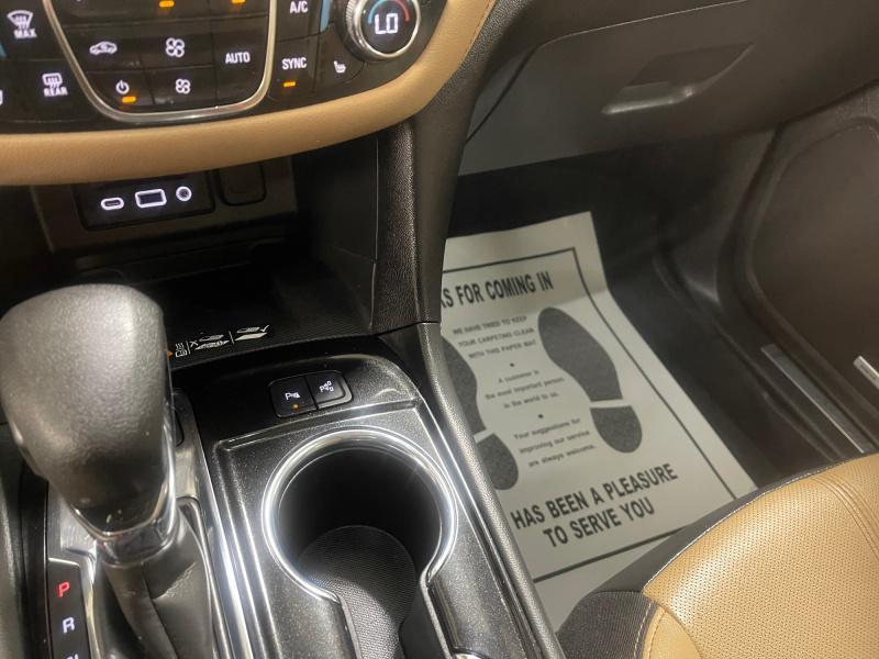 used 2023 Chevrolet Equinox car, priced at $28,995