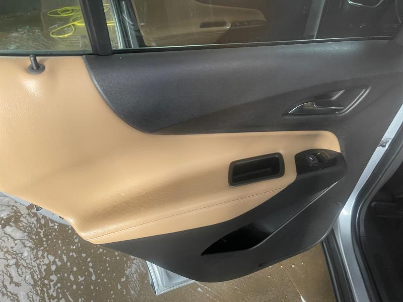 used 2023 Chevrolet Equinox car, priced at $28,995