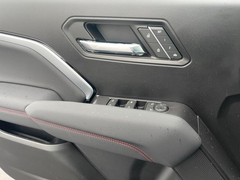 new 2024 Chevrolet Colorado car, priced at $48,205