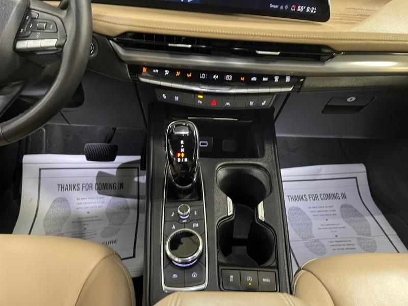 used 2024 Cadillac XT4 car, priced at $40,995