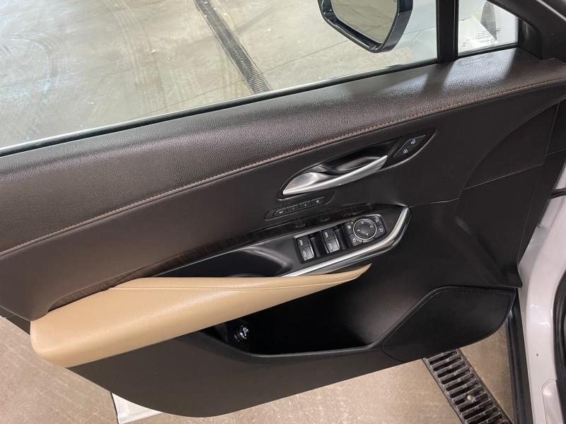 used 2024 Cadillac XT4 car, priced at $40,995