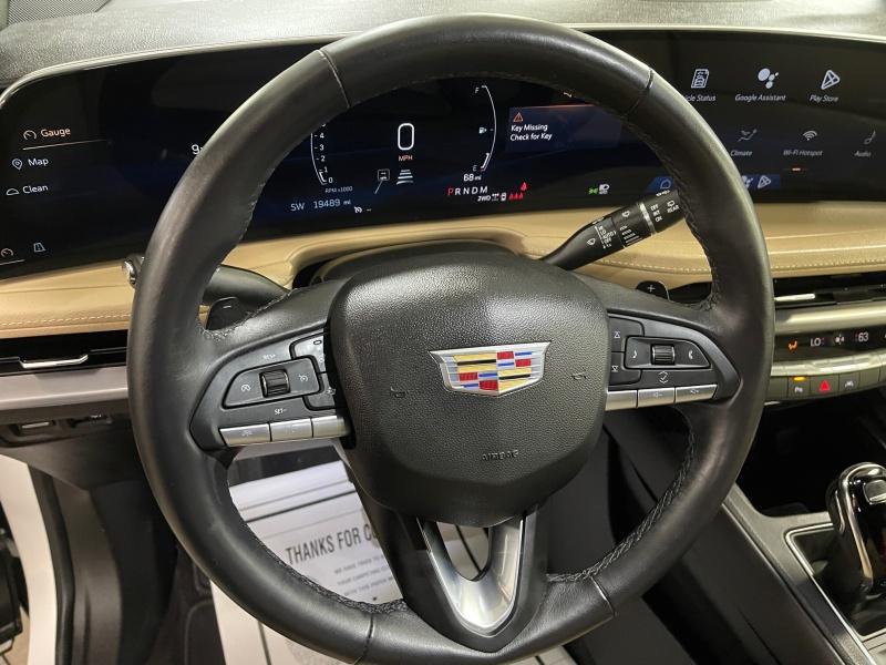 used 2024 Cadillac XT4 car, priced at $40,995