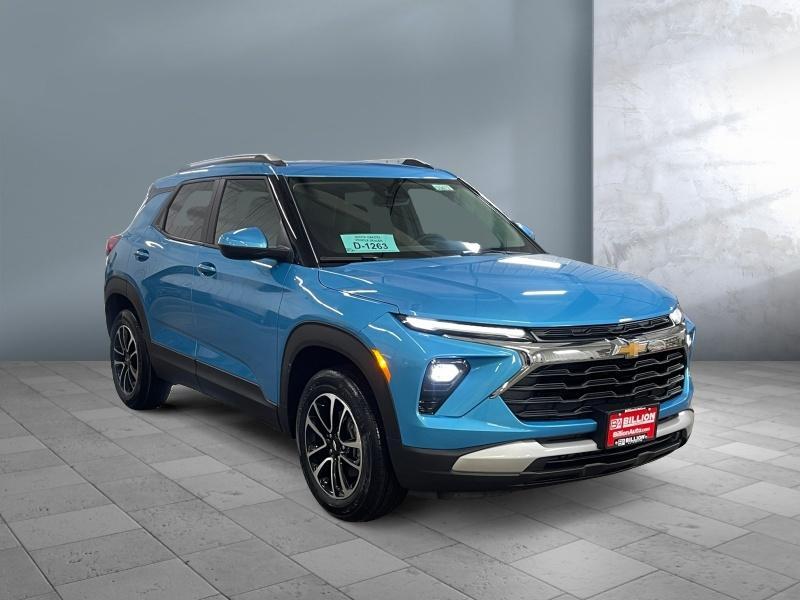 new 2025 Chevrolet TrailBlazer car, priced at $31,469