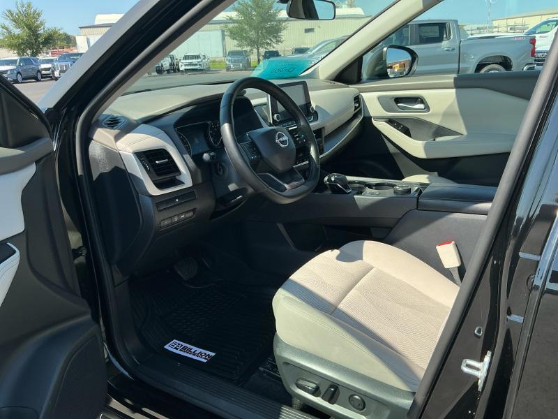 used 2025 Nissan Rogue car, priced at $28,995