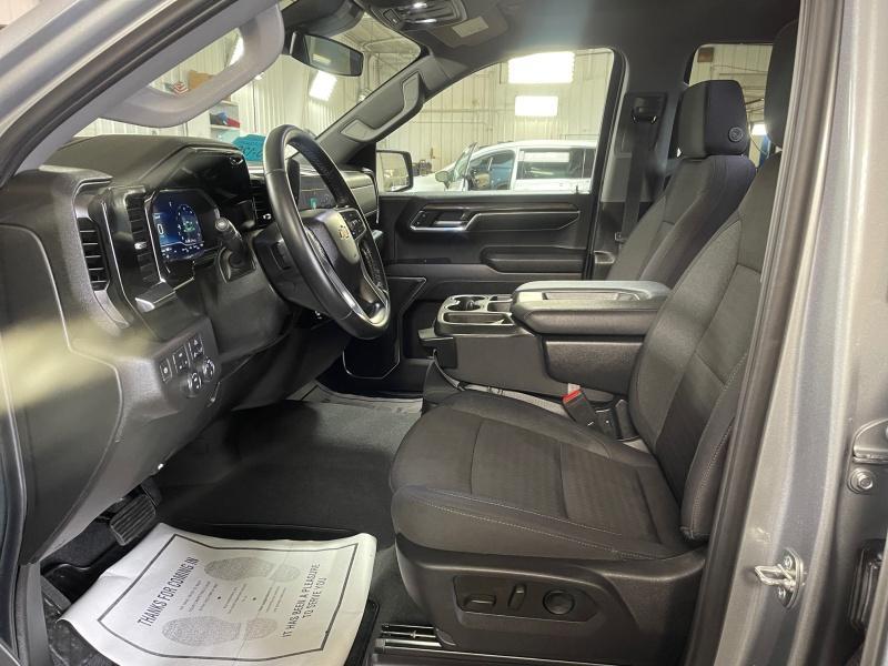 used 2024 Chevrolet Silverado 1500 car, priced at $42,995