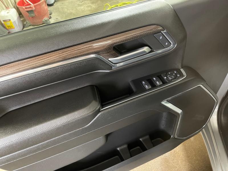 used 2024 Chevrolet Silverado 1500 car, priced at $42,995