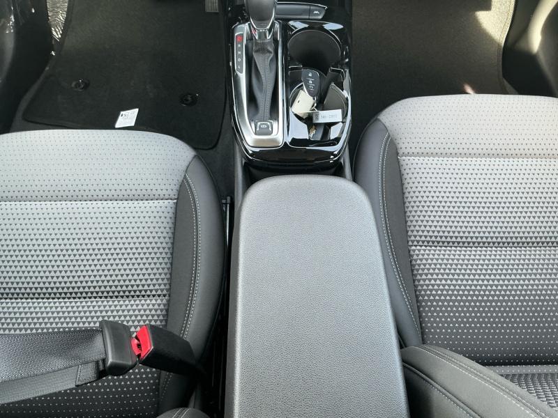 new 2025 Chevrolet Trax car, priced at $26,179