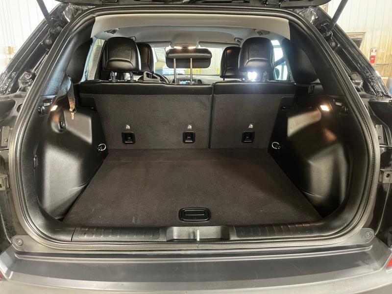 used 2020 Jeep Cherokee car, priced at $23,995
