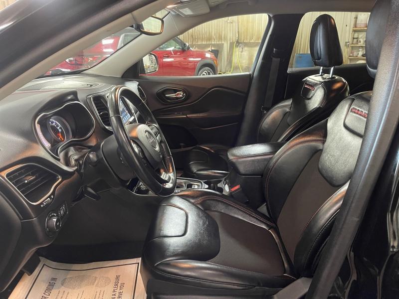 used 2020 Jeep Cherokee car, priced at $23,995