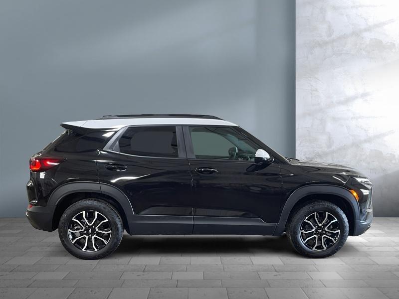 used 2025 Chevrolet TrailBlazer car, priced at $31,995