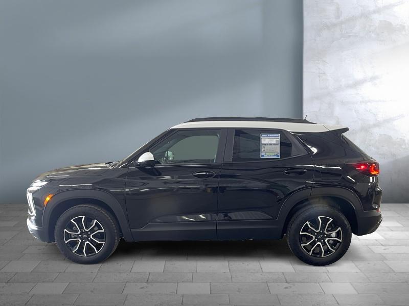 used 2025 Chevrolet TrailBlazer car, priced at $31,995
