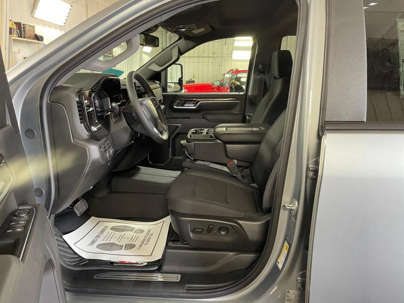 new 2025 Chevrolet Silverado 3500 car, priced at $65,450