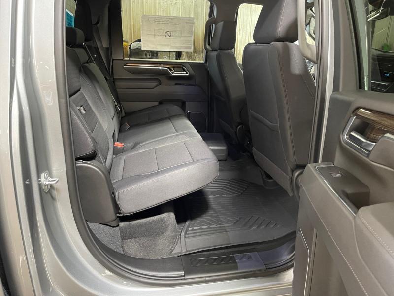 new 2025 Chevrolet Silverado 3500 car, priced at $65,450