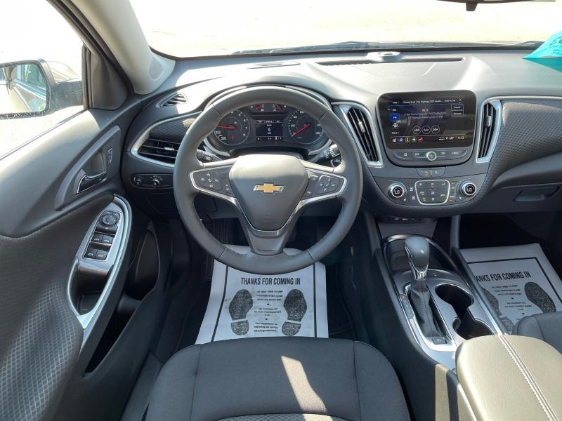 new 2025 Chevrolet Malibu car, priced at $31,889