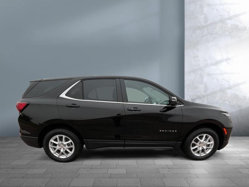 new 2024 Chevrolet Equinox car, priced at $33,439