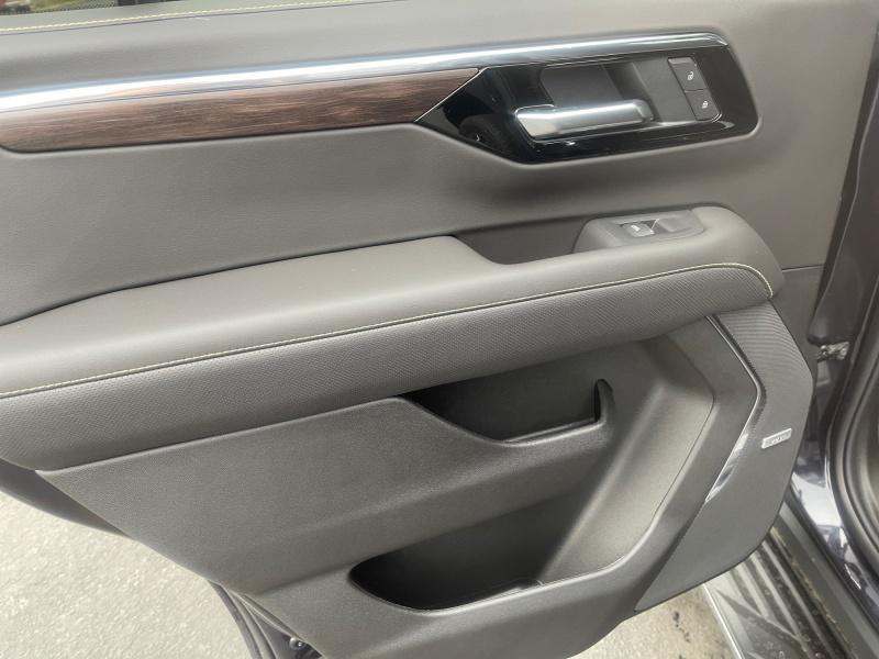 new 2025 Chevrolet Tahoe car, priced at $82,215