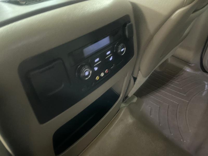 used 2016 Chevrolet Suburban car, priced at $24,995