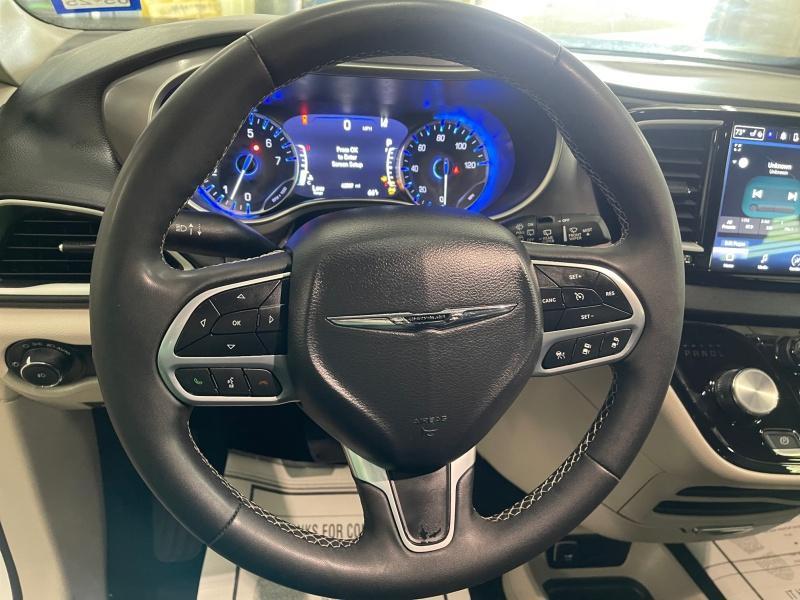used 2023 Chrysler Pacifica car, priced at $24,995