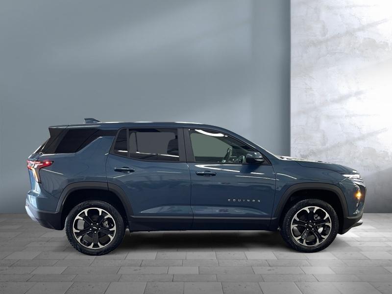 new 2025 Chevrolet Equinox car, priced at $33,293