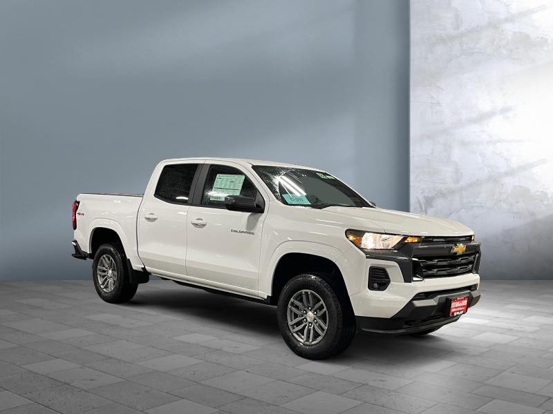 new 2024 Chevrolet Colorado car, priced at $42,674