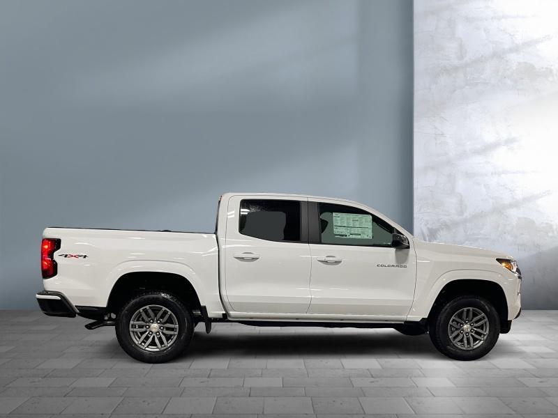 new 2024 Chevrolet Colorado car, priced at $42,674