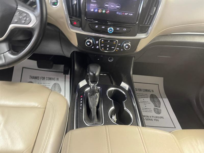 used 2023 Chevrolet Traverse car, priced at $39,495