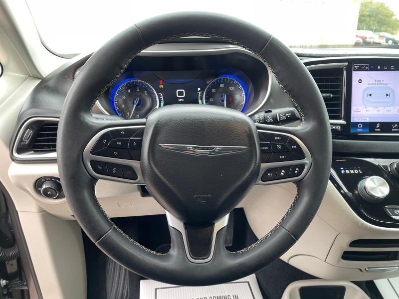 used 2022 Chrysler Pacifica car, priced at $24,995