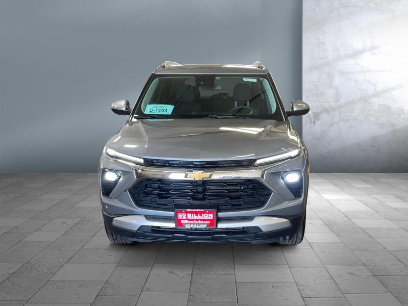 used 2025 Chevrolet TrailBlazer car, priced at $27,995