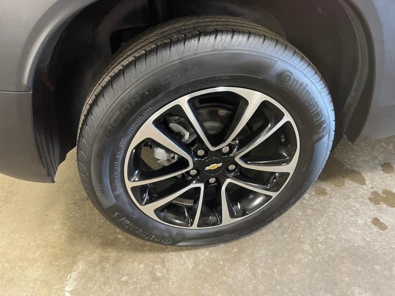 used 2025 Chevrolet TrailBlazer car, priced at $27,995