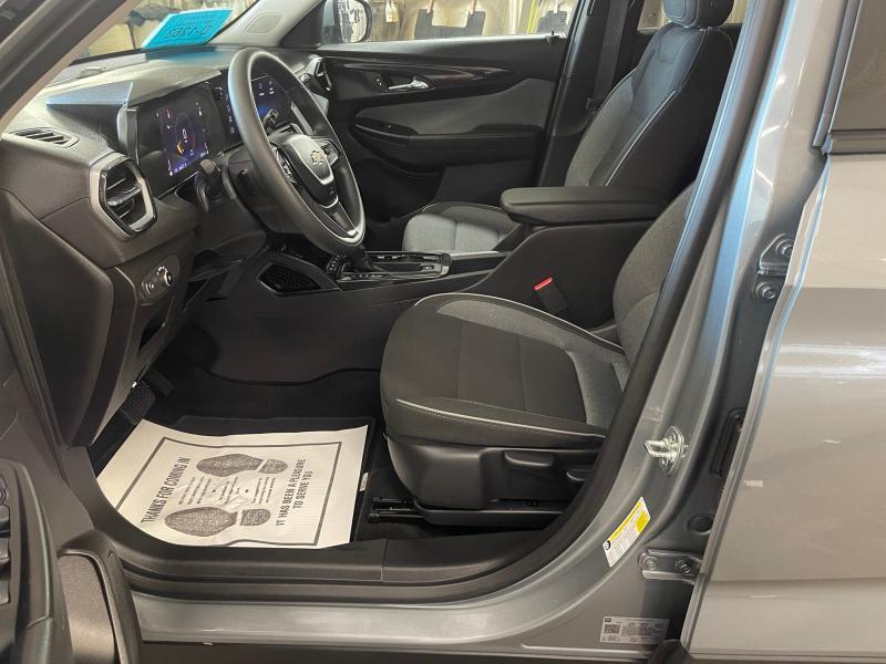 used 2025 Chevrolet TrailBlazer car, priced at $27,995