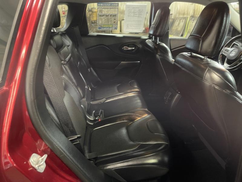 used 2019 Jeep Cherokee car, priced at $23,995
