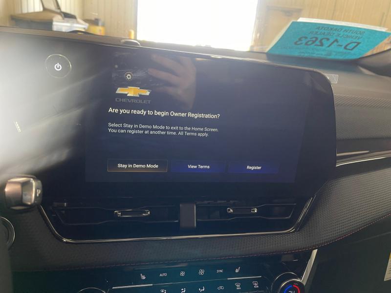 new 2025 Chevrolet Equinox car, priced at $35,840