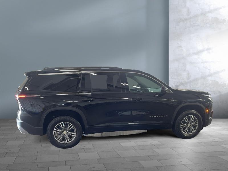 new 2025 Chevrolet Traverse car, priced at $45,060