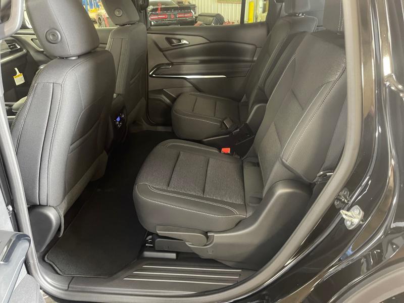 new 2025 Chevrolet Traverse car, priced at $45,060