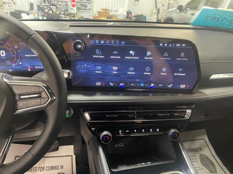 new 2025 Chevrolet Traverse car, priced at $45,060