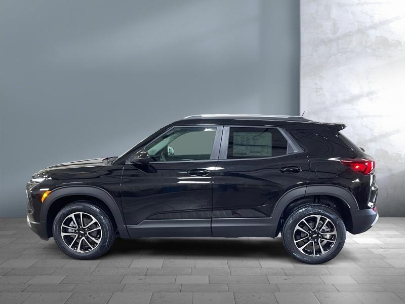 new 2025 Chevrolet TrailBlazer car, priced at $28,984