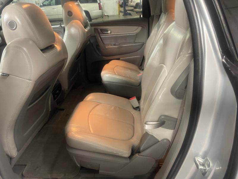 used 2014 Chevrolet Traverse car, priced at $9,995