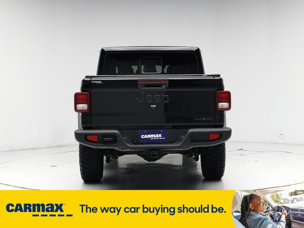 used 2024 Jeep Gladiator car, priced at $41,998