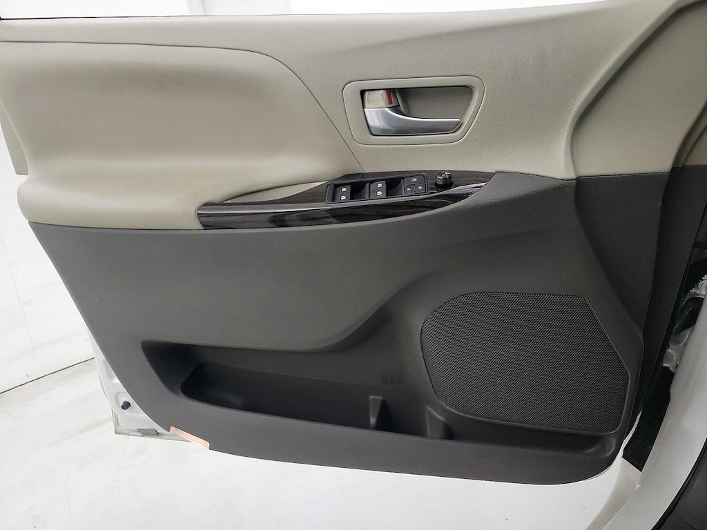 used 2015 Toyota Sienna car, priced at $24,998