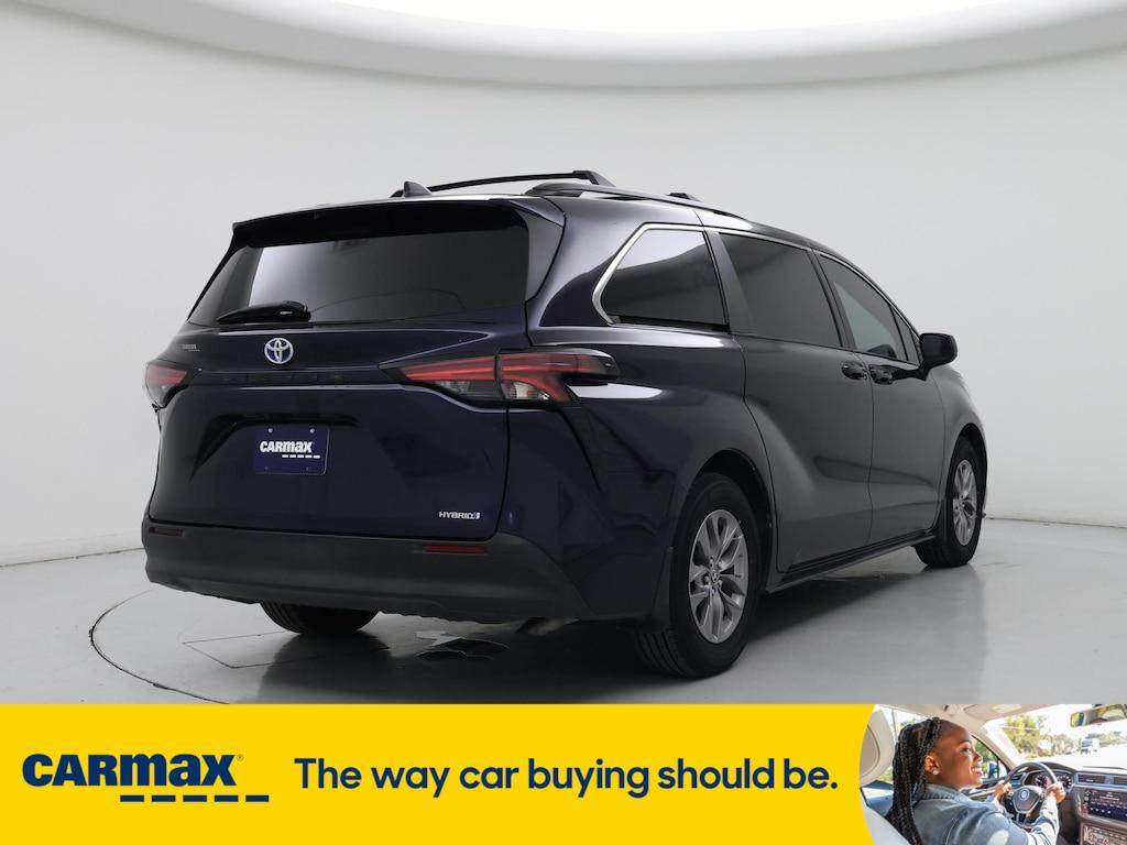 used 2022 Toyota Sienna car, priced at $33,998