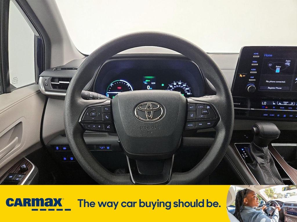 used 2022 Toyota Sienna car, priced at $33,998