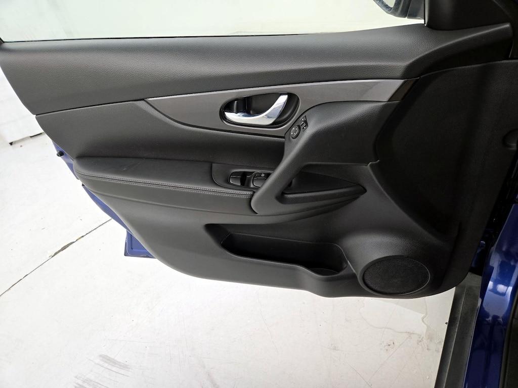 used 2018 Nissan Rogue car, priced at $18,998