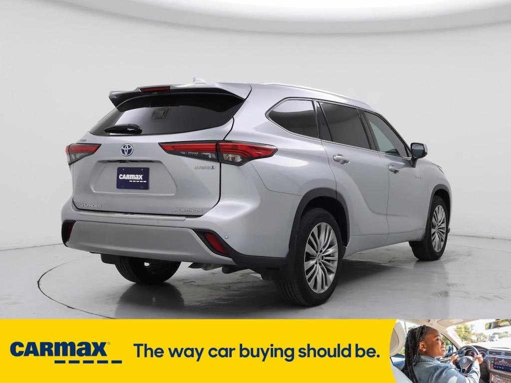 used 2021 Toyota Highlander Hybrid car, priced at $43,998