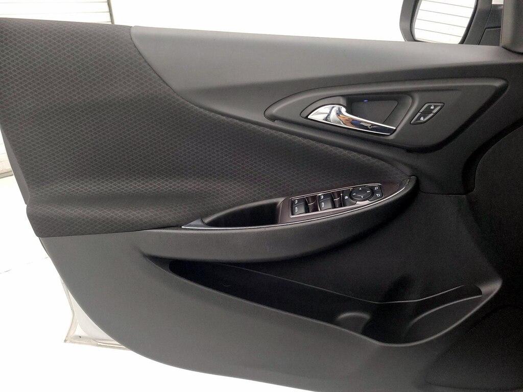 used 2018 Chevrolet Malibu car, priced at $15,998